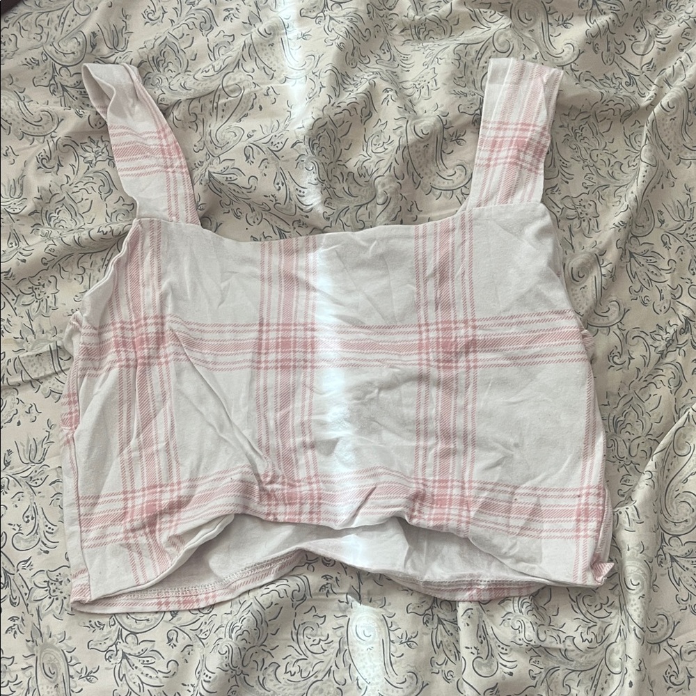 Rue21 Soft White and Pink Patterned Shirt